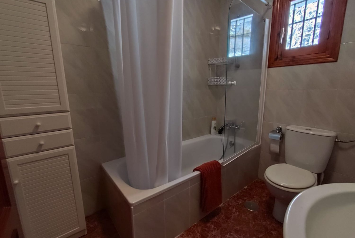 REF. DM-041225RV – Inmueble en Cotomar – Urbanizaciones