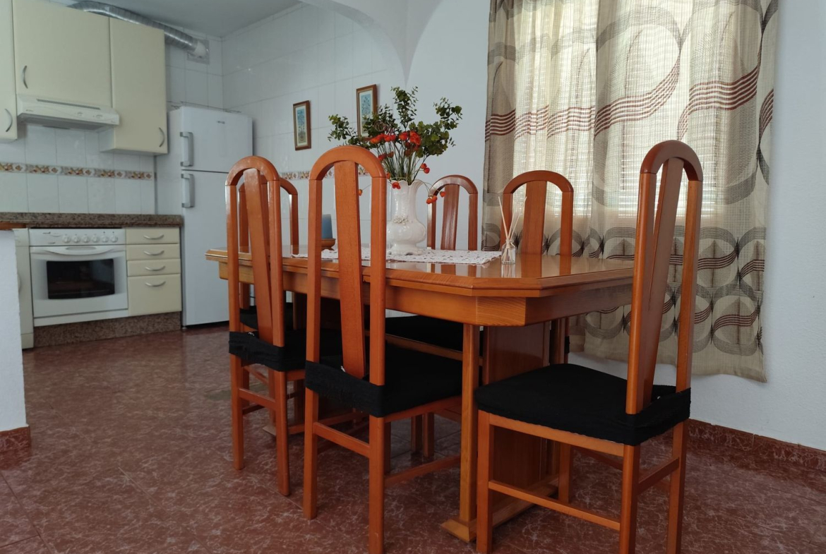 REF. DM-041225RV – Inmueble en Cotomar – Urbanizaciones