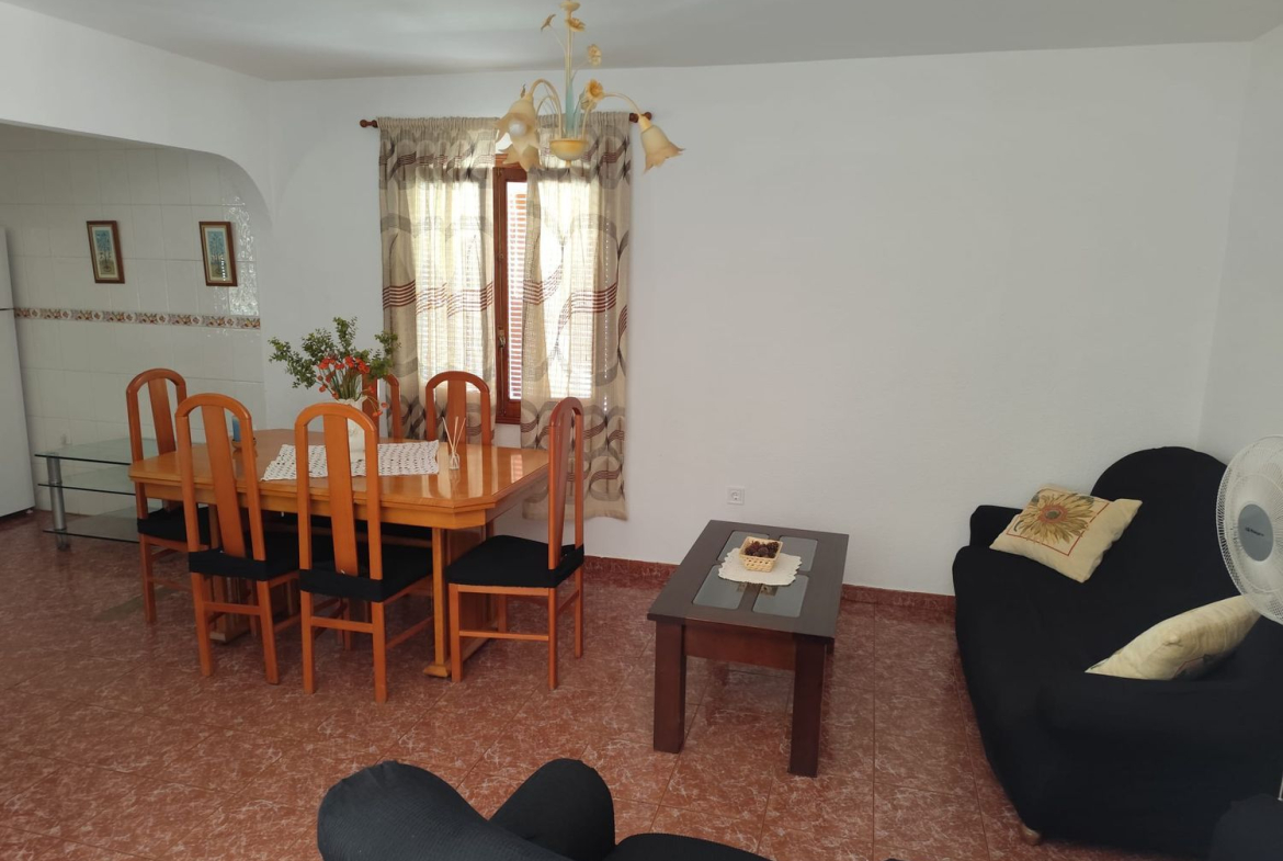 REF. DM-041225RV – Inmueble en Cotomar – Urbanizaciones