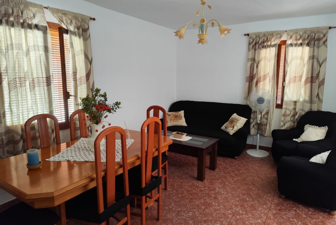 REF. DM-041225RV – Inmueble en Cotomar – Urbanizaciones