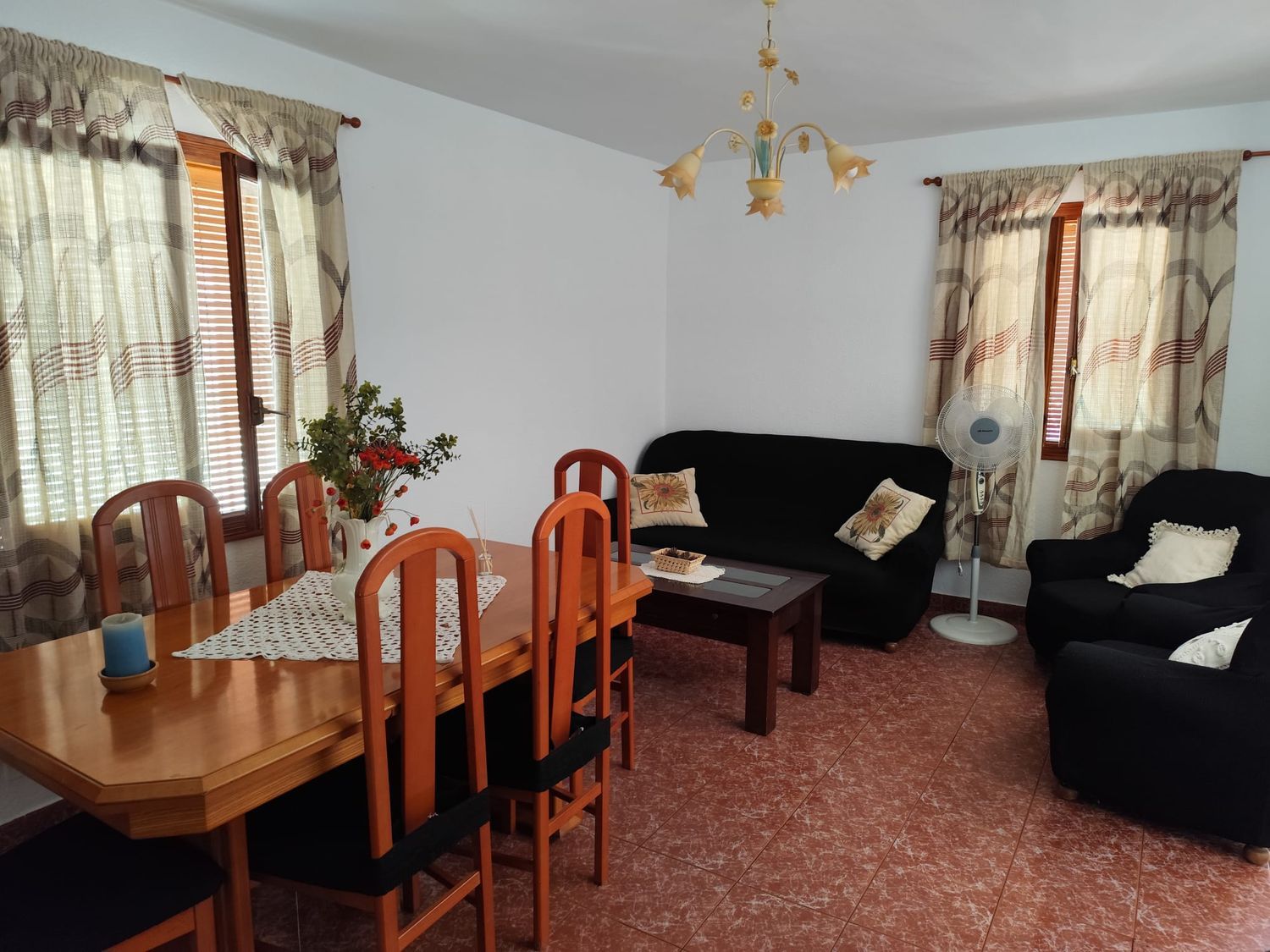 REF. DM-041225RV – Inmueble en Cotomar – Urbanizaciones