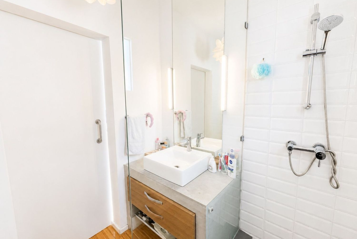 REF. JS110526MA – Inmueble en La Victoria