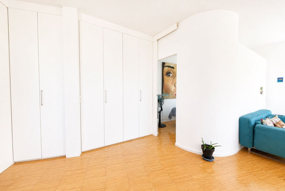 REF. JS110526MA – Inmueble en La Victoria