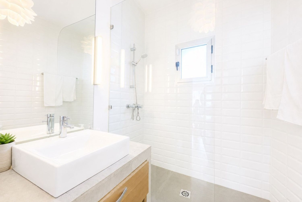REF. JS110526MA – Inmueble en La Victoria