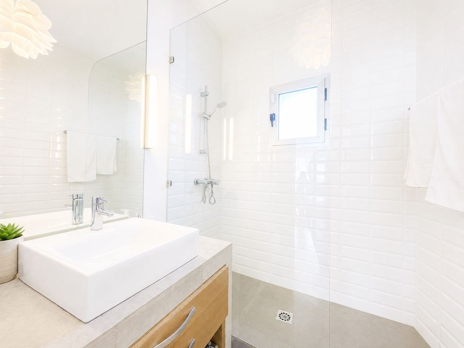 REF. JS110526MA – Inmueble en La Victoria