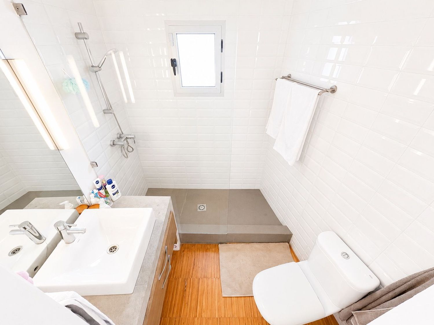 REF. JS110526MA – Inmueble en La Victoria