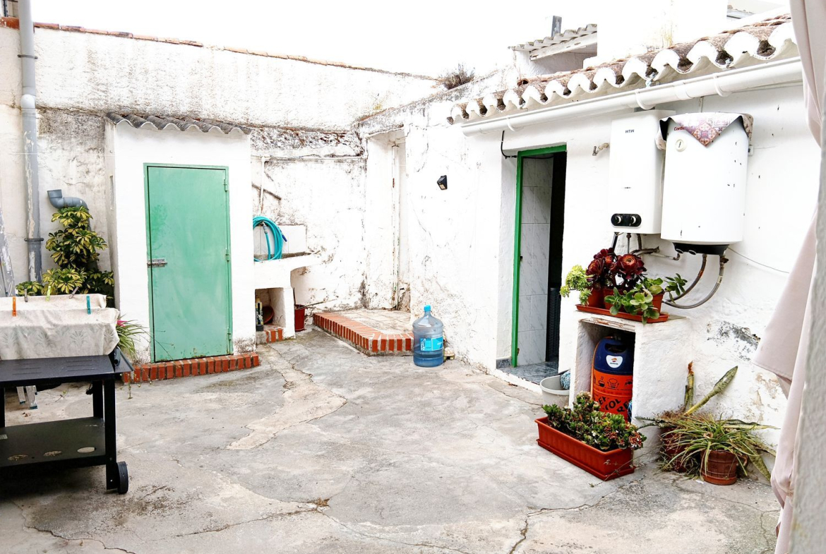 REF. JJ120626ALO – Inmueble en Alora