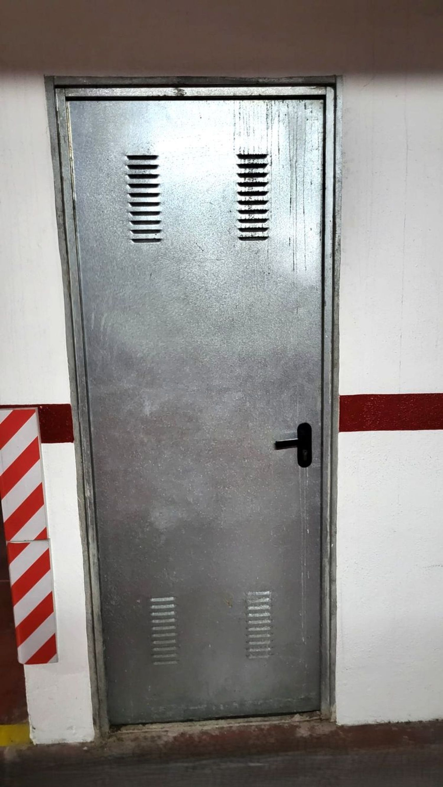 1447090084 REF. DM100626CM – Inmueble en La Cala del Moral