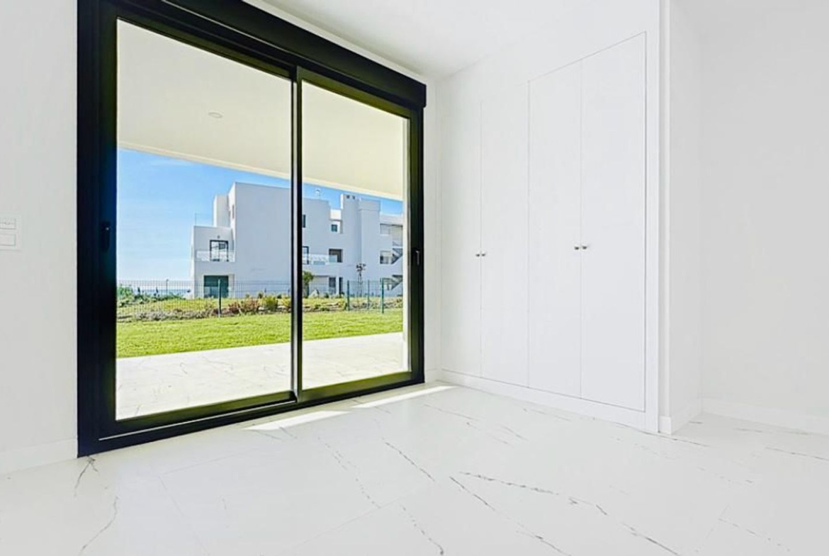 REF. LZ160626-01CA – Inmueble en Bahía de Casares