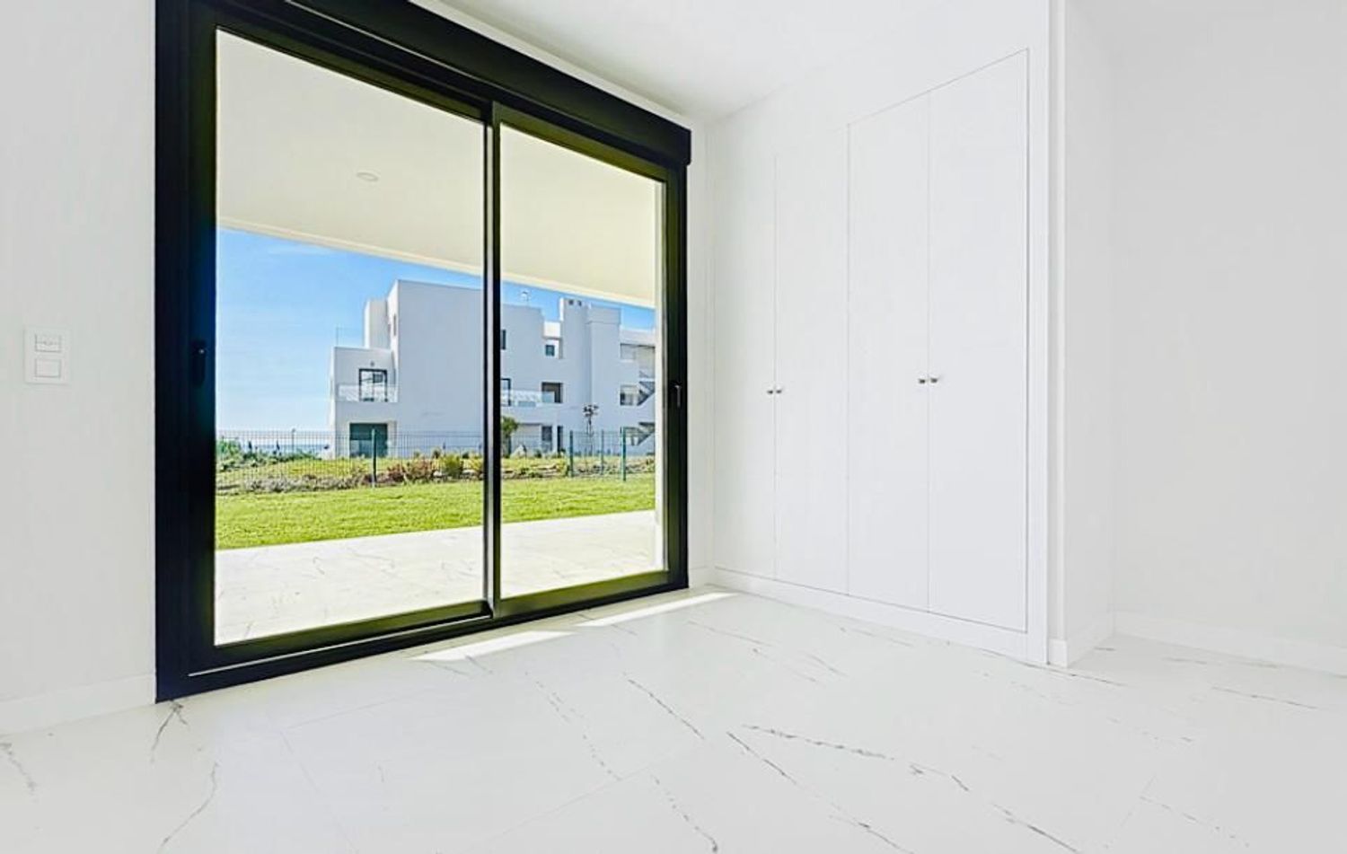 1448009838 REF. LZ160626-01CA – Inmueble en Bahía de Casares