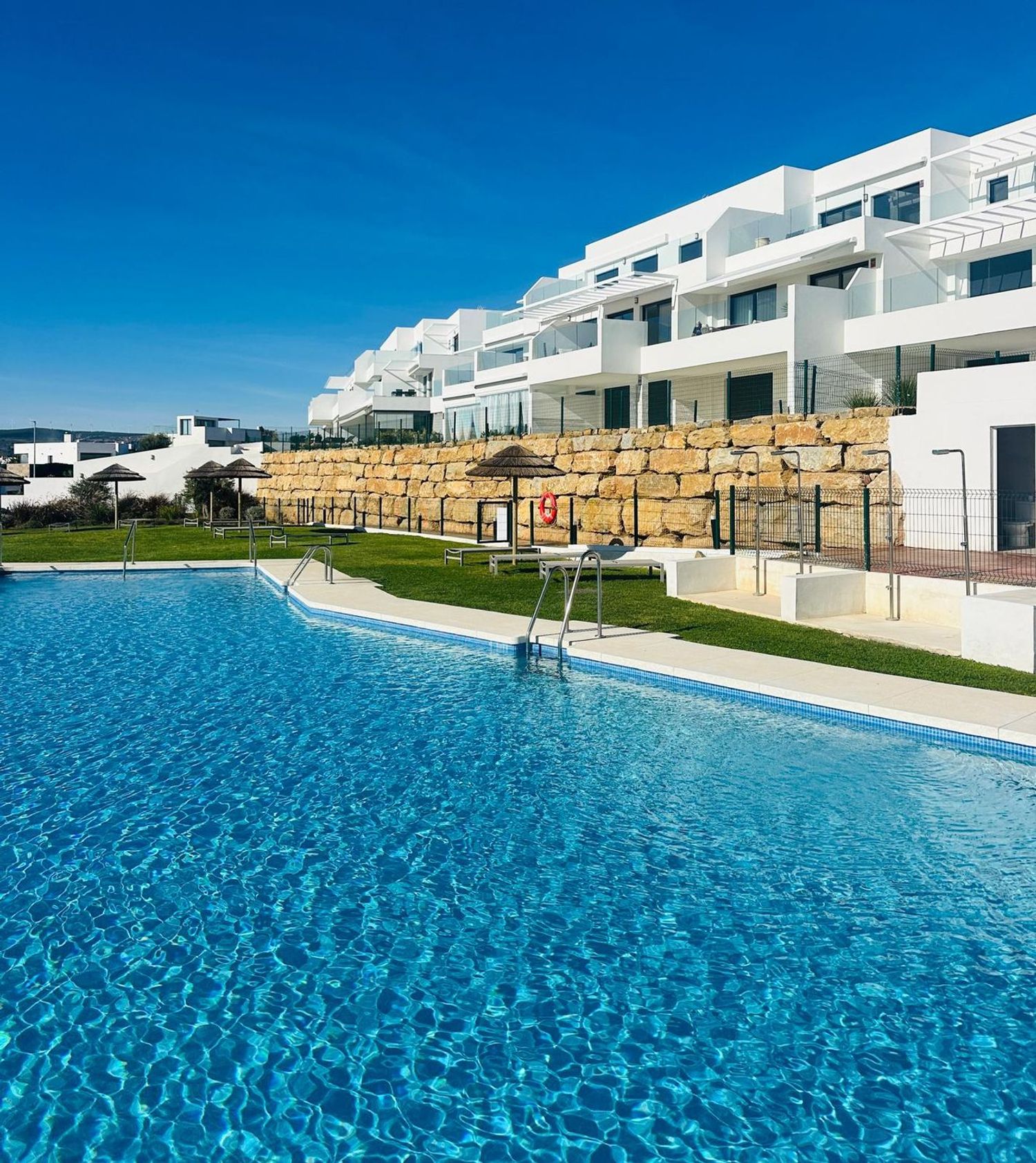 1448009842 REF. LZ160626-01CA – Inmueble en Bahía de Casares