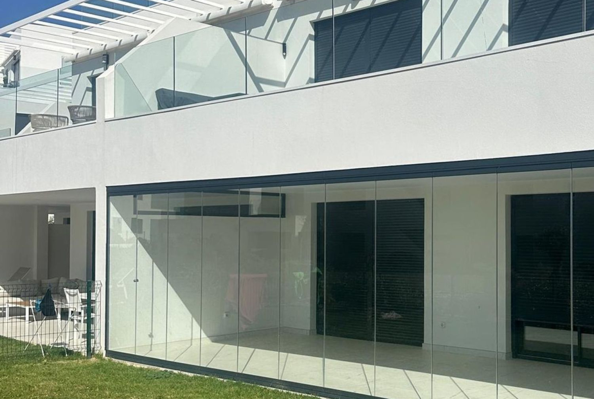 REF. LZ160626-01CA – Inmueble en Bahía de Casares