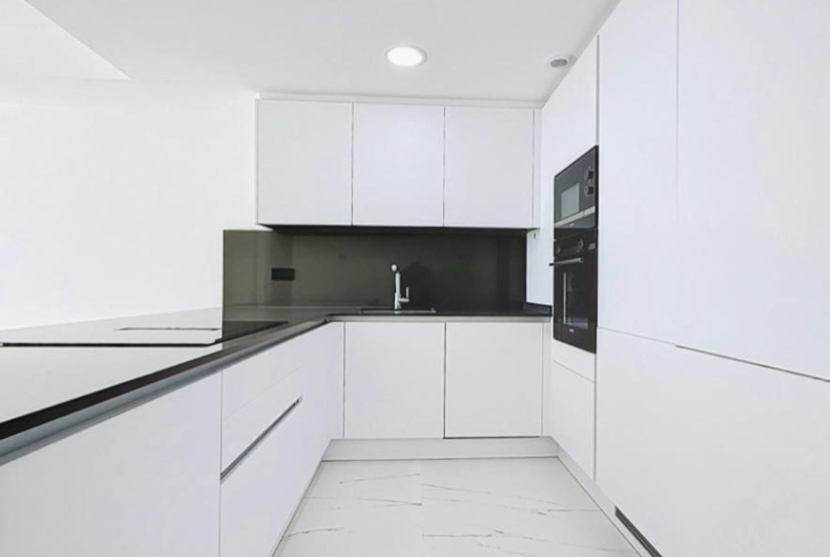 REF. LZ160626-01CA – Inmueble en Bahía de Casares