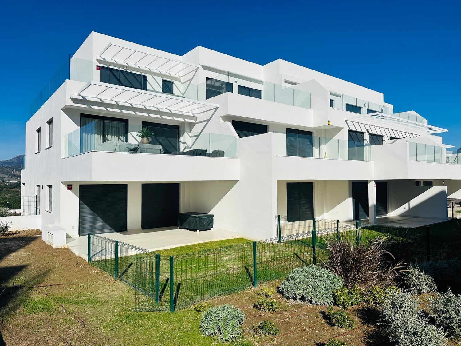 1448009867 REF. LZ160626-01CA – Inmueble en Bahía de Casares
