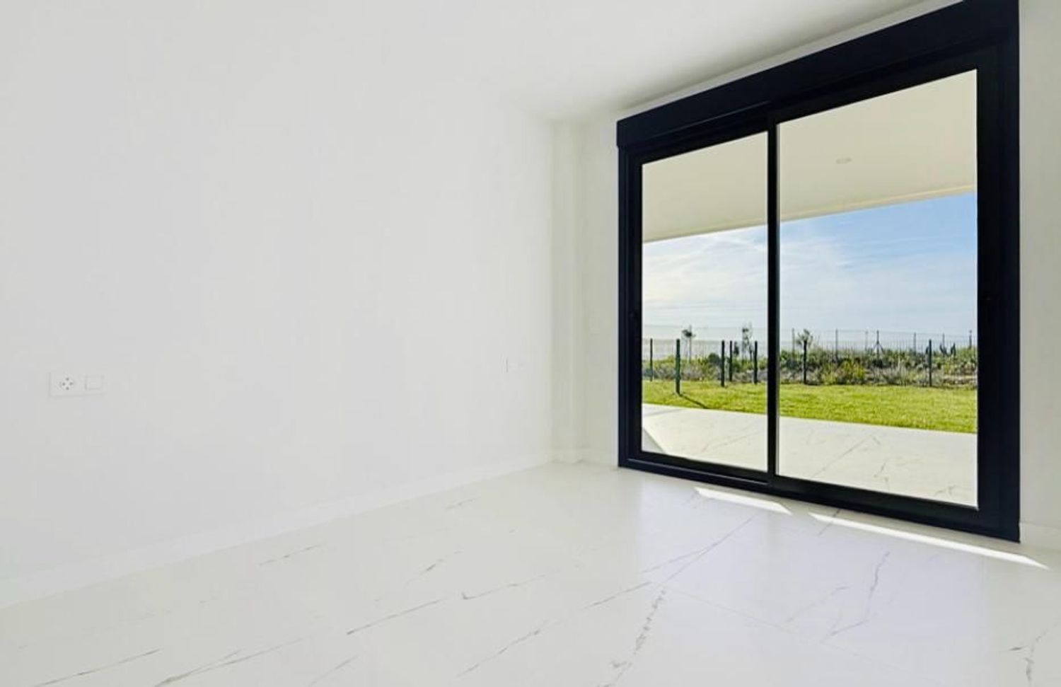 1448009880 REF. LZ160626-01CA – Inmueble en Bahía de Casares