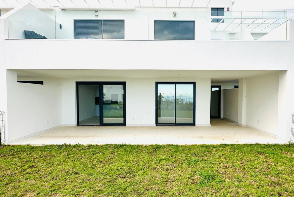 REF. LZ160626-01CA – Inmueble en Bahía de Casares