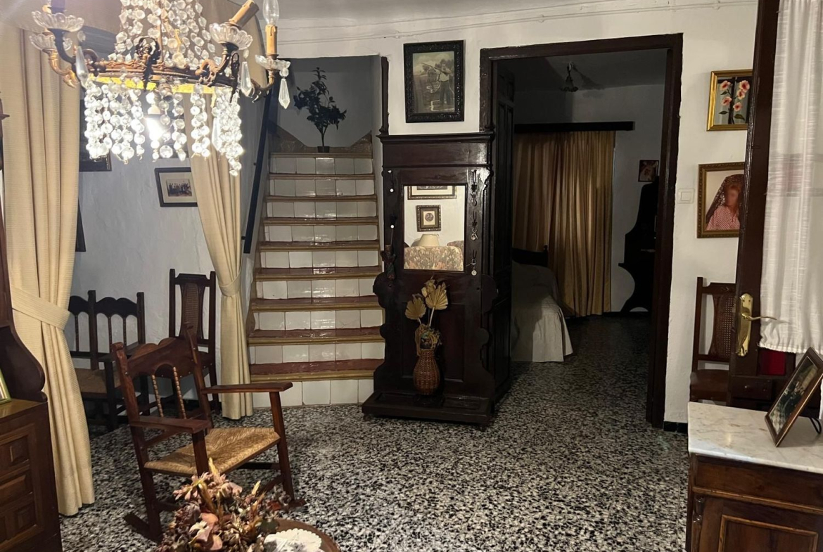 REF. DM210626ALO – Inmueble en Alora