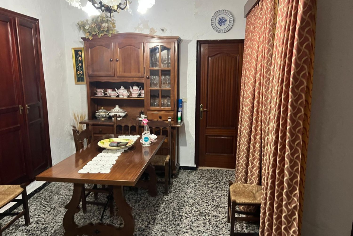 REF. DM210626ALO – Inmueble en Alora