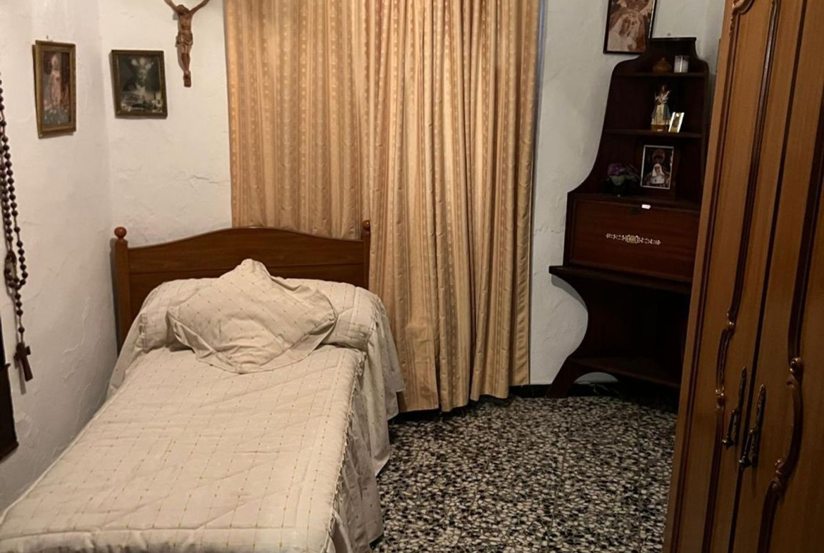 REF. DM210626ALO – Inmueble en Alora
