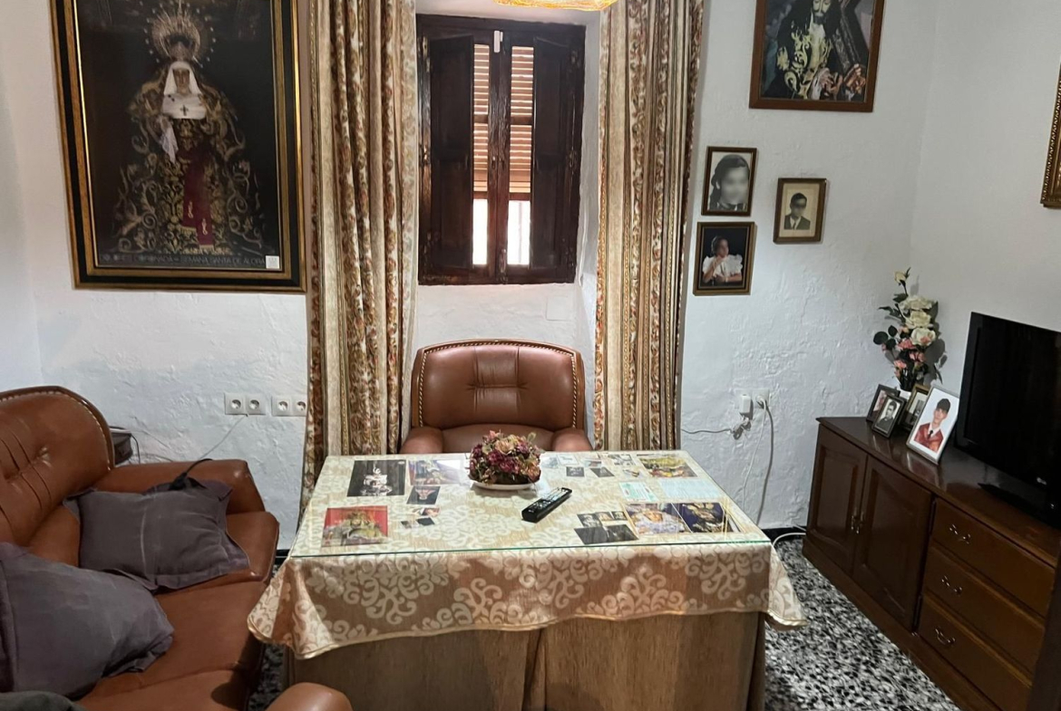 REF. DM210626ALO – Inmueble en Alora