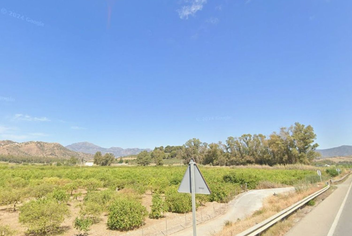 REF. DM190626PI – Inmueble en Pizarra