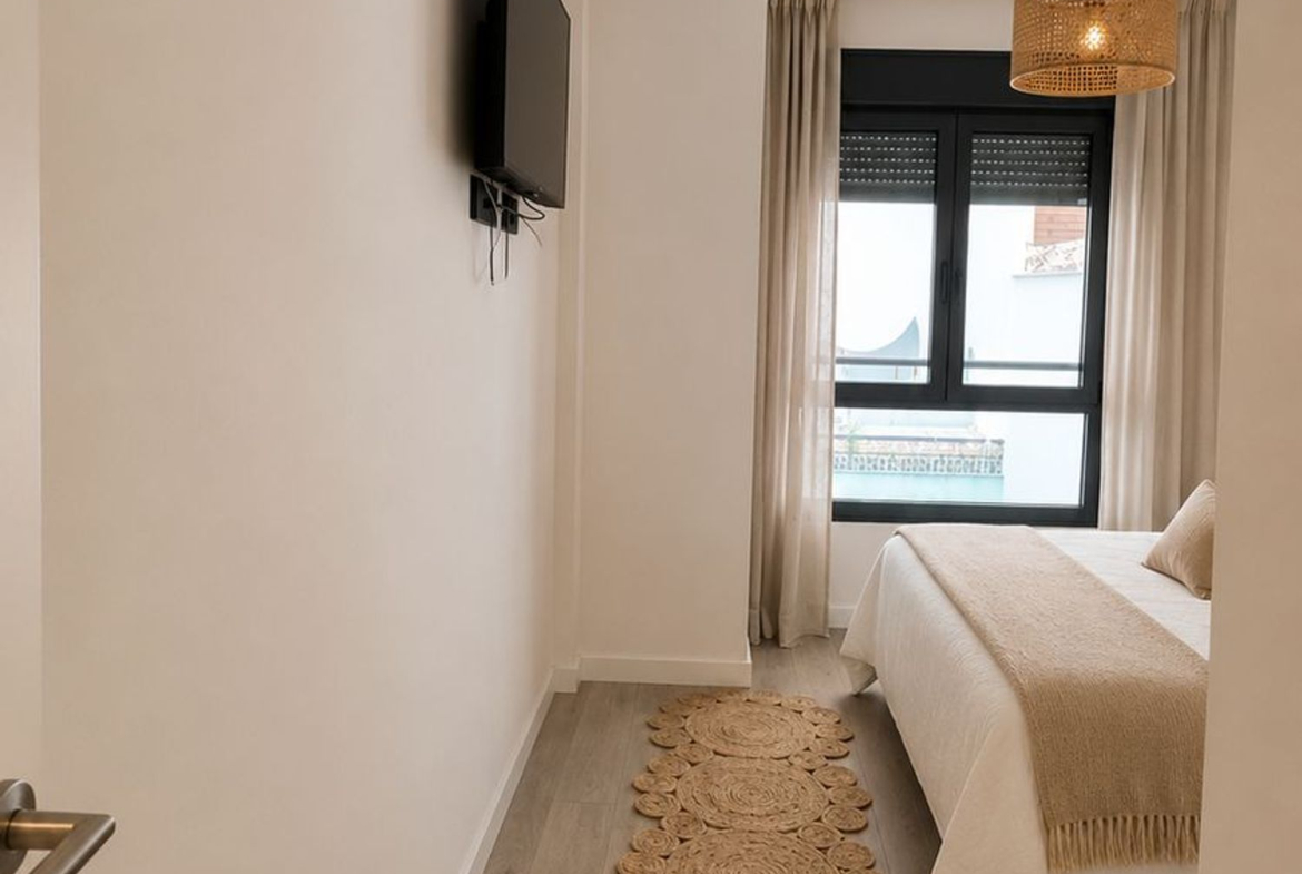 REF. JS250626MA – Inmueble en Conde de Ureña