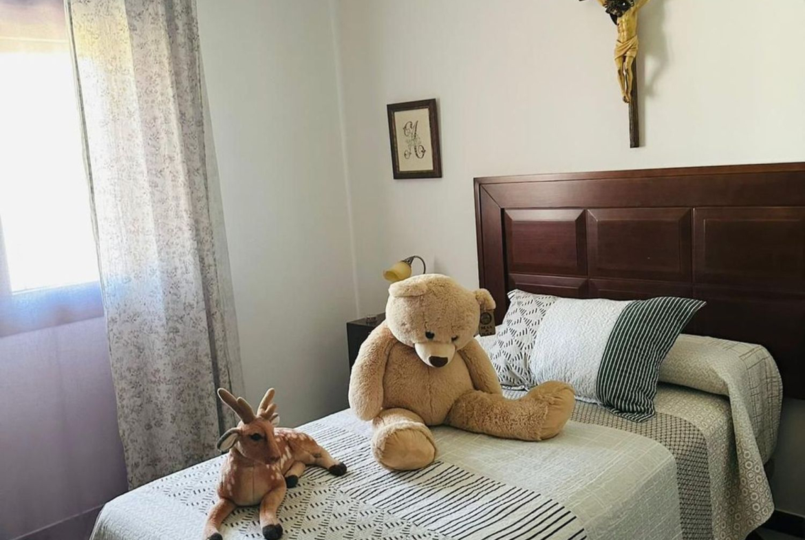 REF. JS250626ALO – Inmueble en Alora