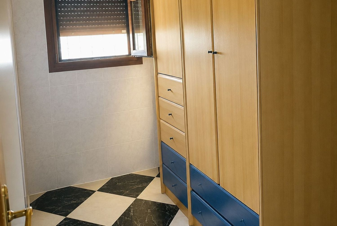 REF. JS250626ALO – Inmueble en Alora
