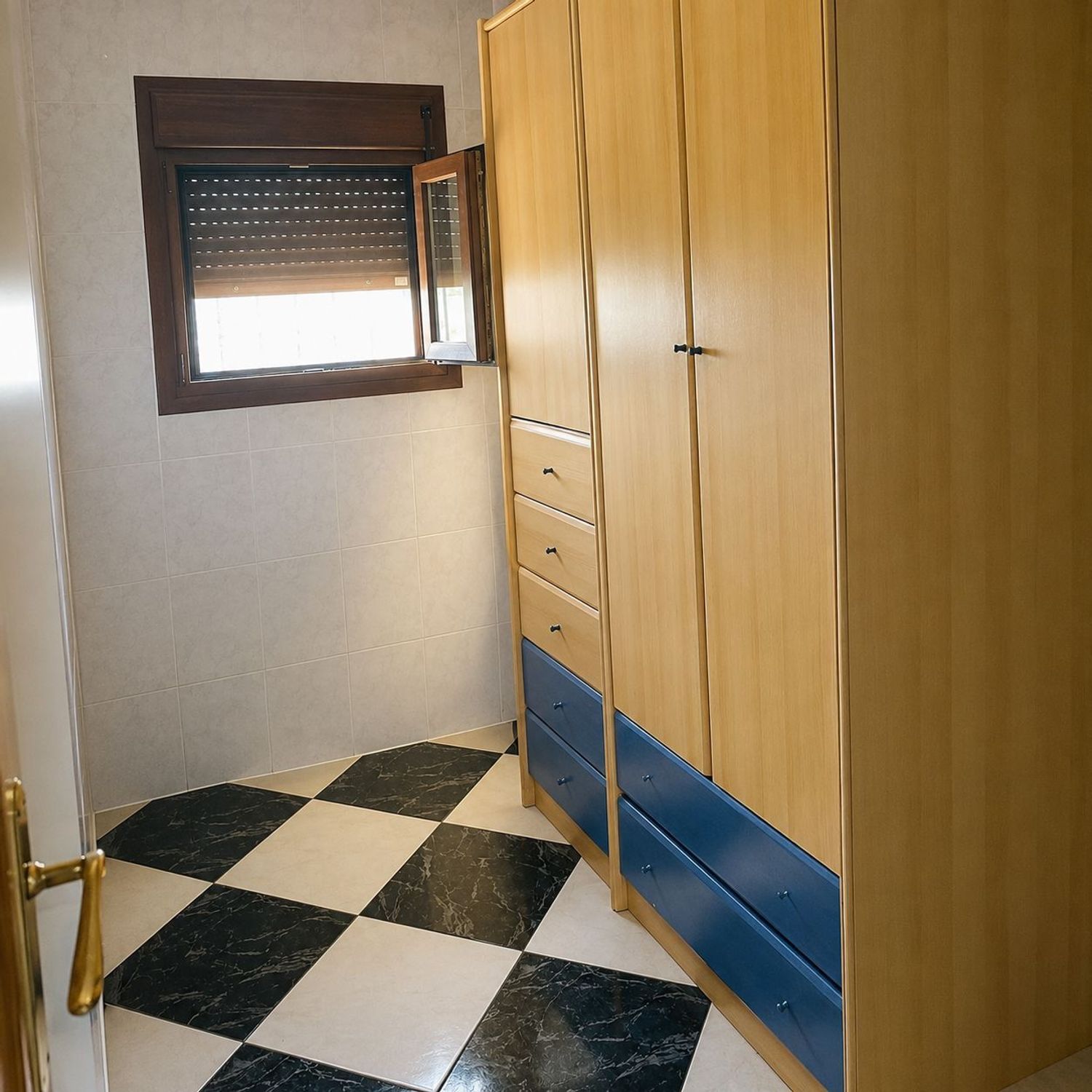 1450674755 REF. JS250626ALO – Inmueble en Alora