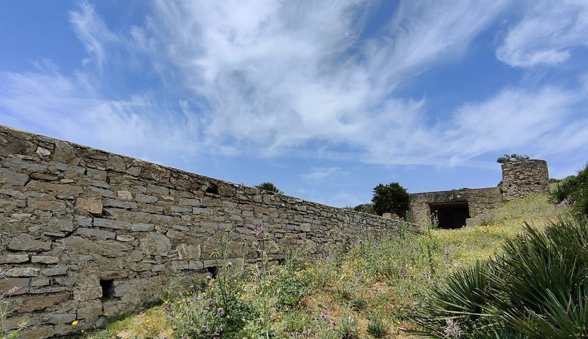 REF. LZ270626TAR – Inmueble en Tarifa