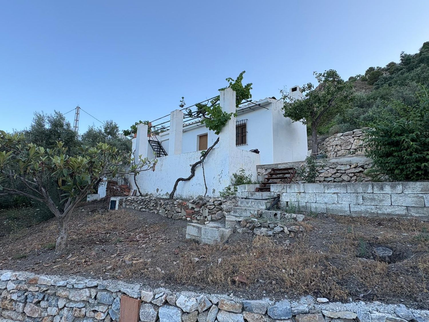 REF. SP080626FRI – Inmueble en Frigiliana