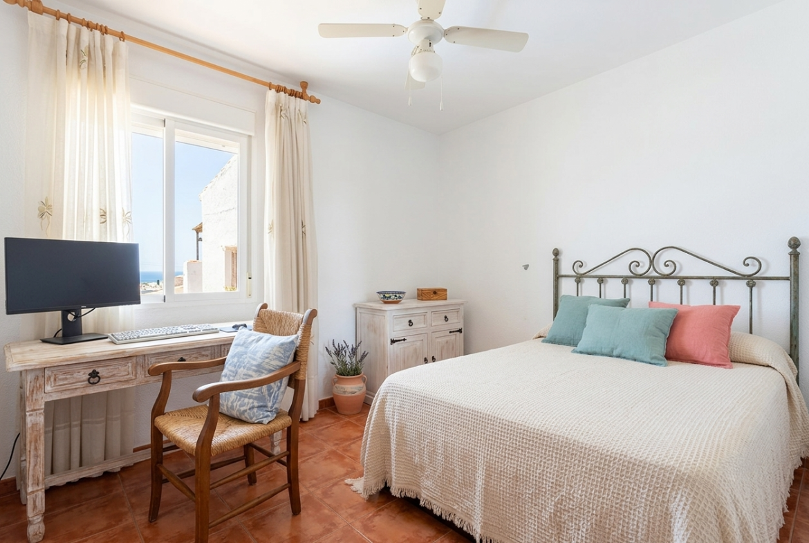 SP060626CM Piso en esquina con TERRAZA y VISTAS AL MAR en La Cala del Moral