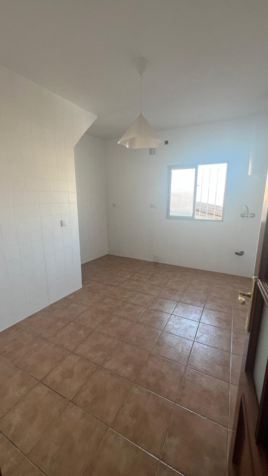 REF. JS280726MA – Piso en Distrito Zeta – Málaga