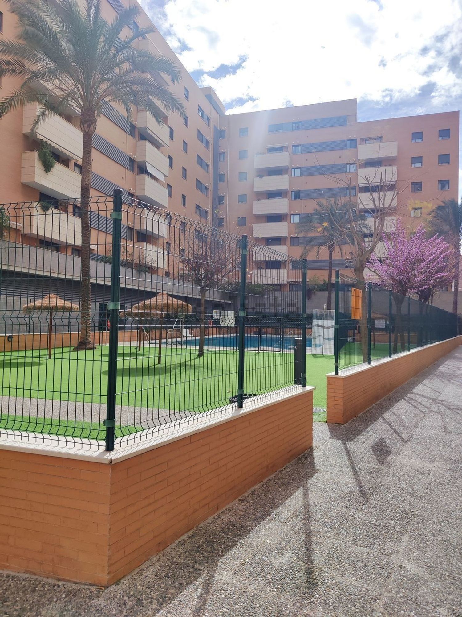 1240584891 REF. P290524MA – Inmueble en Perchel sur – El Bulto