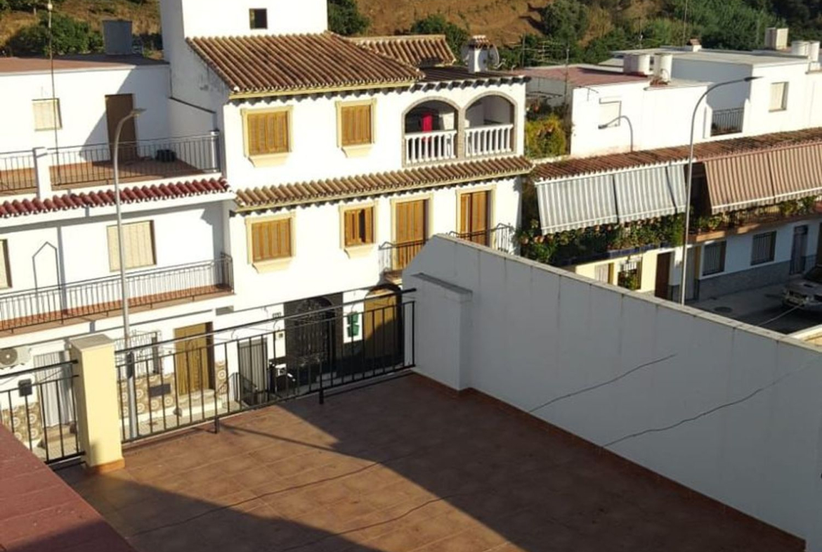REF. P040624ALG – Inmueble en Algarrobo