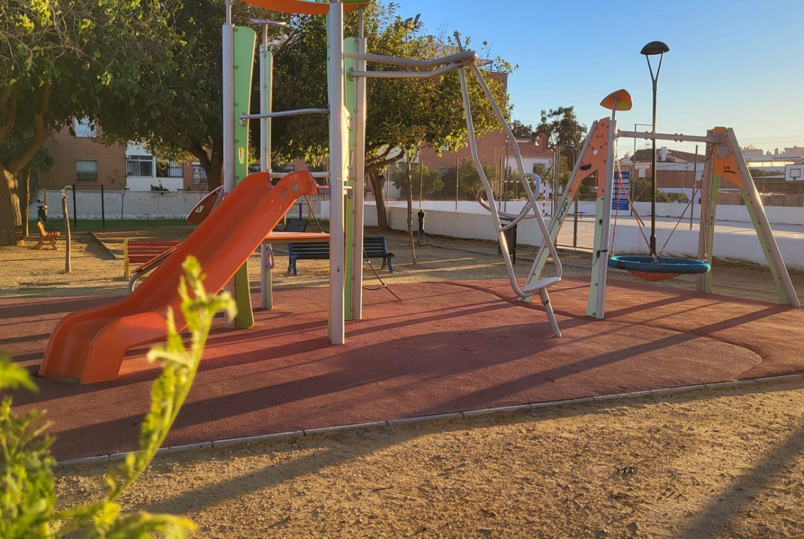 REF. DK181124TB – Inmueble en Torre de Benagalbón