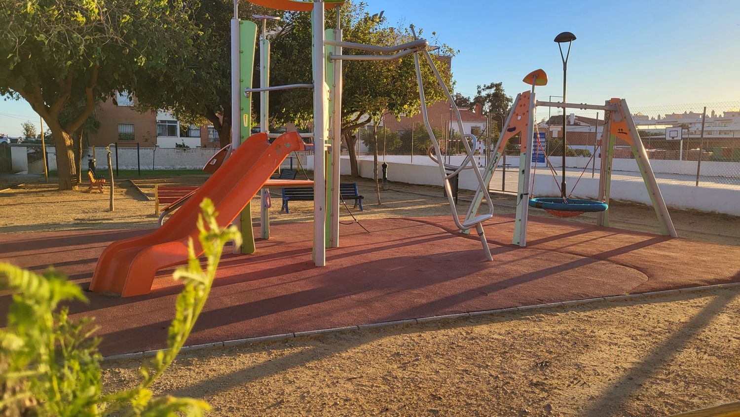 REF. DK181124TB – Inmueble en Torre de Benagalbón