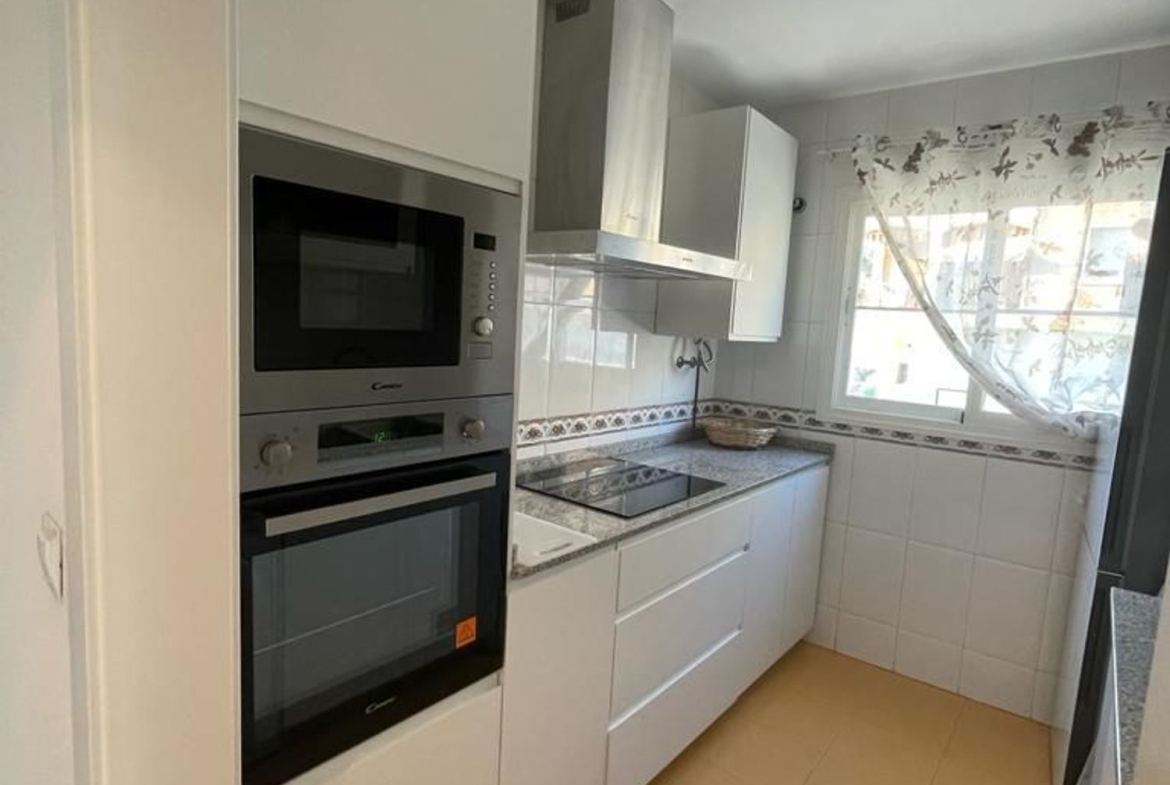 REF. DM010325TB – Inmueble en Torre de Benagalbón
