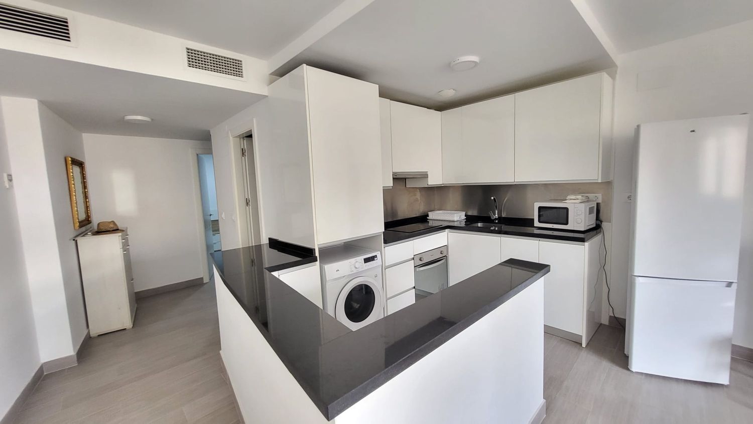 REF. DM-080725TB – Inmueble en Torre de Benagalbón