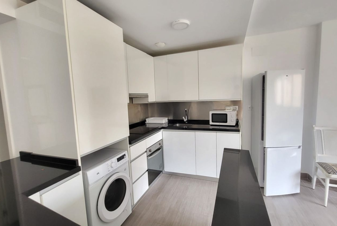 REF. DM-080725TB – Inmueble en Torre de Benagalbón