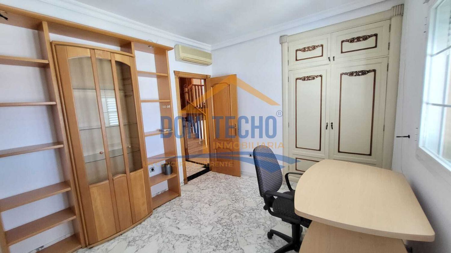 1377707344 REF. DM170925VE – Inmueble en Caleta de Velez