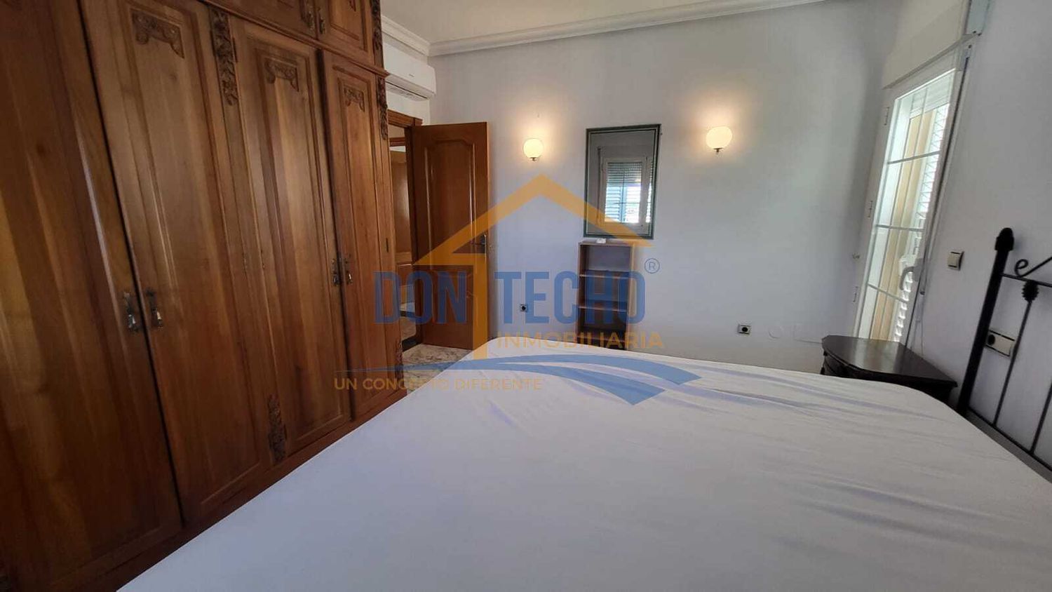 1377707392 REF. DM170925VE – Inmueble en Caleta de Velez