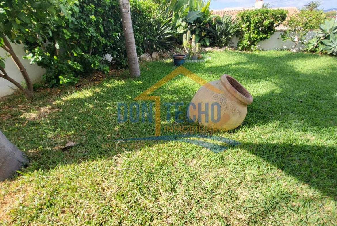 REF. DM170925VE – Inmueble en Caleta de Velez