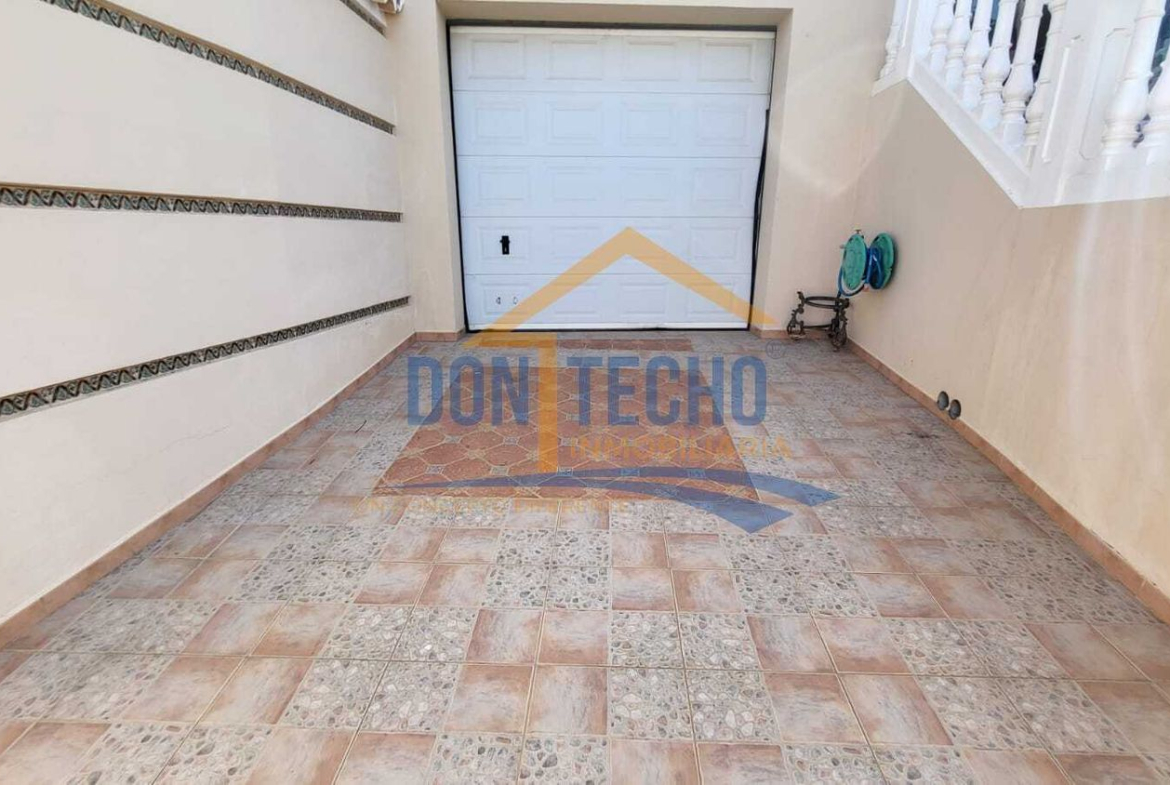 REF. DM170925VE – Inmueble en Caleta de Velez