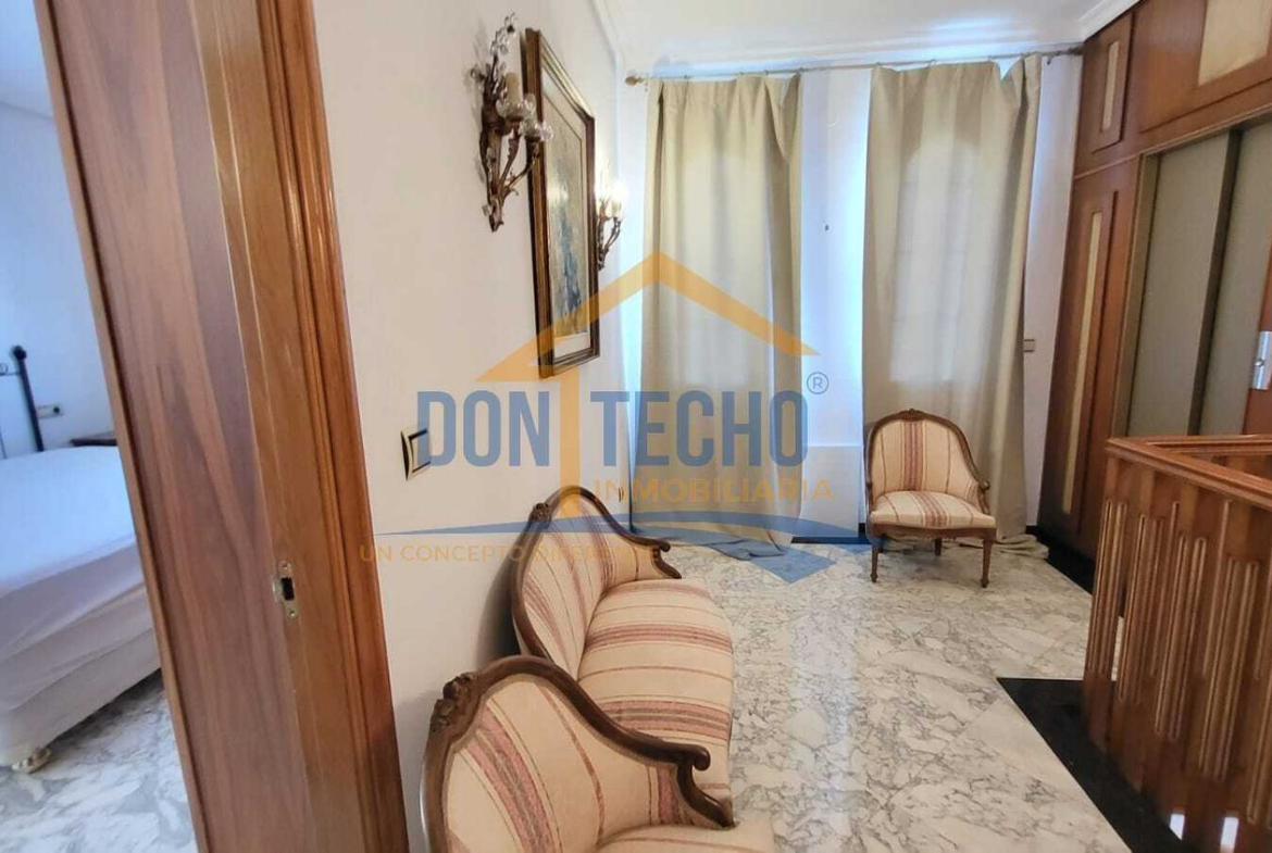 REF. DM170925VE – Inmueble en Caleta de Velez