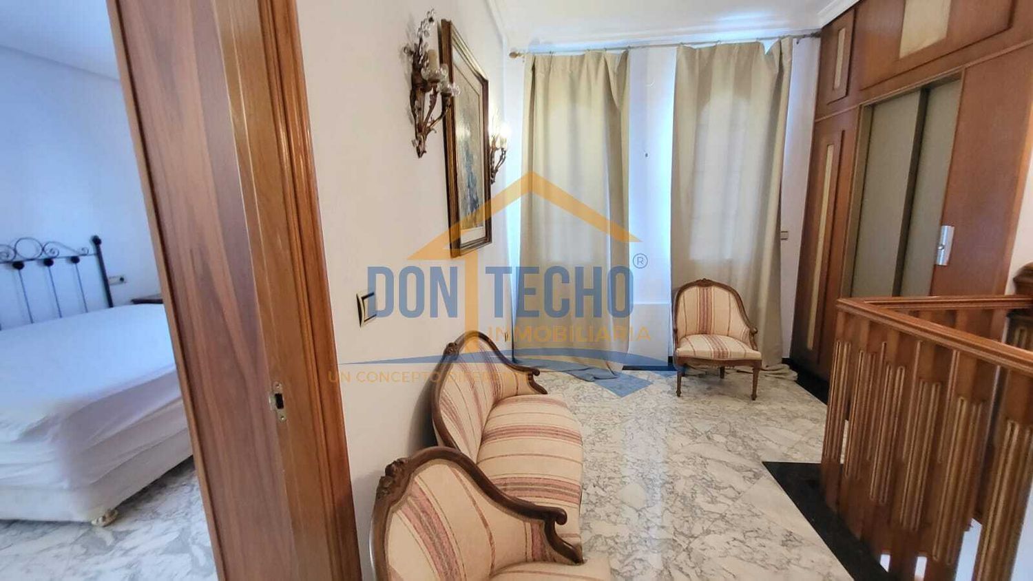 1377707405 REF. DM170925VE – Inmueble en Caleta de Velez
