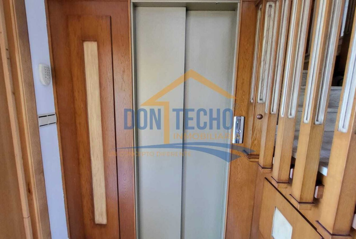 REF. DM170925VE – Inmueble en Caleta de Velez