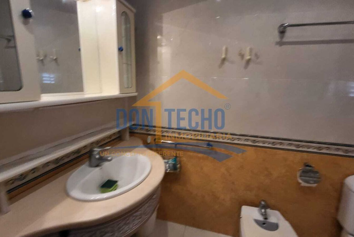 REF. DM170925VE – Inmueble en Caleta de Velez