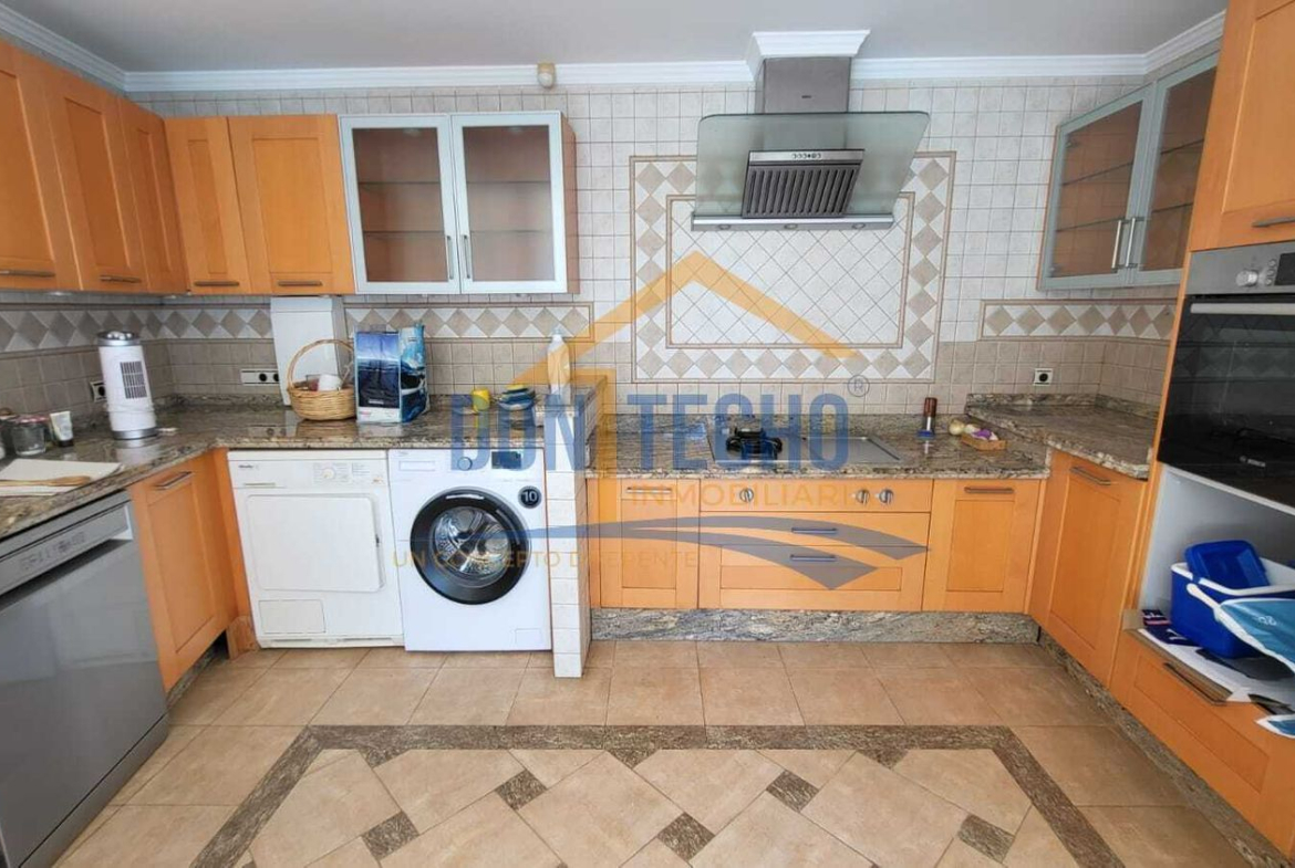 REF. DM170925VE – Inmueble en Caleta de Velez
