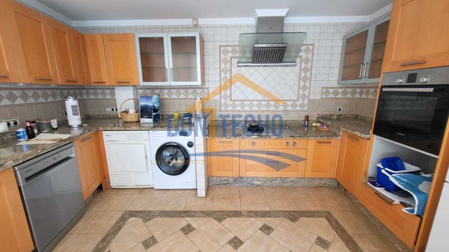 1377707416 REF. DM170925VE – Inmueble en Caleta de Velez